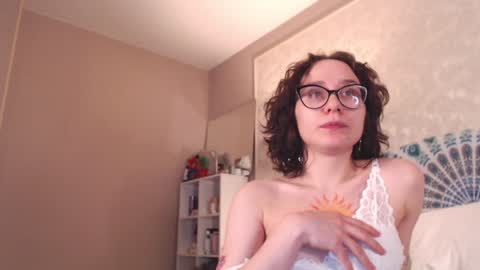 Hella online show from 6, 2, 2025