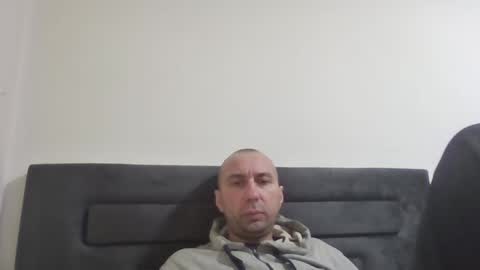 super42835015 online show from 30, 1, 2025