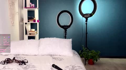 ANNApvt open full info in bio online show from 4, 11, 2025