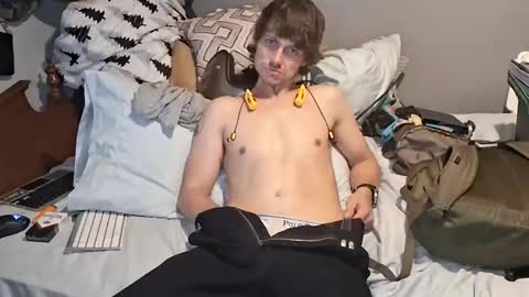 Snapshot of supergamer12656 chatting on 13, 3, 2026 supergamer12656 online show from 13, 3, 2026