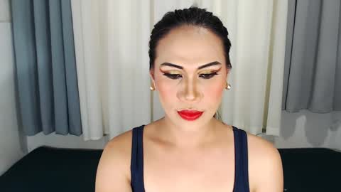 Natalie Portman online show from 8, 2, 2025