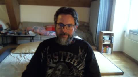 supersquirrel81 online show from 4, 10, 2025