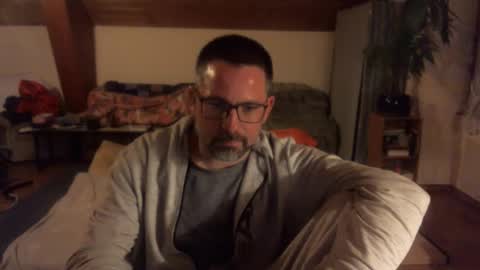 supersquirrel81 online show from 18, 1, 2026