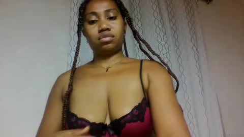Snapshot of surbelle chatting on 8, 6, 2026 surbelle online show from 8, 6, 2026