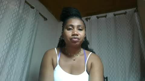 Snapshot of surbelle chatting on 30, 6, 2026 surbelle online show from 30, 6, 2026