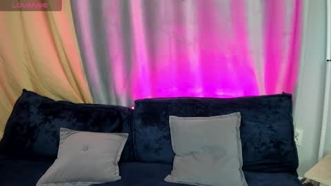 Annie online show from 7, 3, 2025