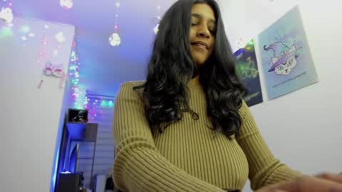 Snapshot of susanrhodes chatting on 13, 12, 2024 Andrea - Migue online show from 13, 12, 2024