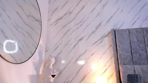 susisuarez online show from 26, 2, 2025