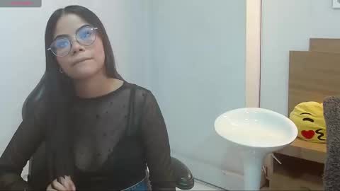 Snapshot of sussan_love01 chatting on 10, 2, 2025 Susan online show from 10, 2, 2025