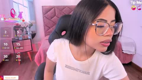 Snapshot of sussan_love01 chatting on 29, 9, 2025 Susan online show from 29, 9, 2025