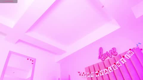 Sussan Nicole  online show from 24, 2, 2025