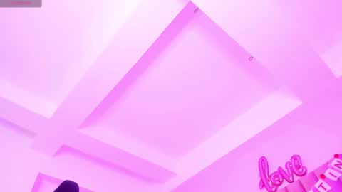 Sussan Nicole  online show from 27, 2, 2025