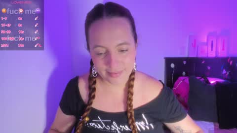 sussanmiller_ online show from 5, 2, 2025