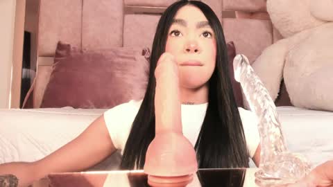 Sussie Tompsom online show from 29, 3, 2026