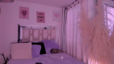 sussy_bell_ online show from 27, 7, 2026