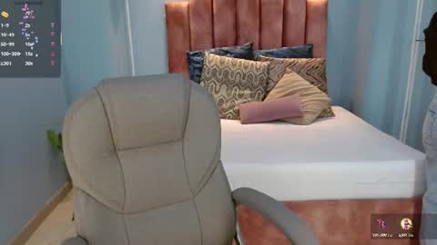 Snapshot of sussy_leon chatting on 24, 7, 2026 sussy leon online show from 24, 7, 2026