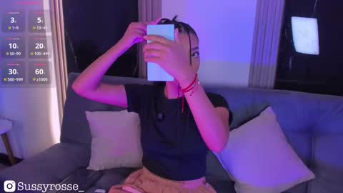 Snapshot of sussy_rosse_2 chatting on 19, 10, 2025 Susana online show from 19, 10, 2025