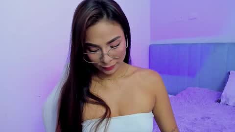 sussy_sweet4u online show from 28, 10, 2025