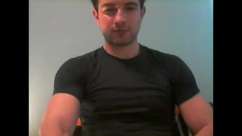 Snapshot of sutromaxx chatting on 5, 10, 2025 Maximus online show from 5, 10, 2025