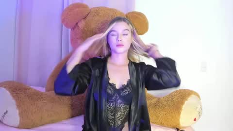 suzan__cooper2 online show from 6, 2, 2025