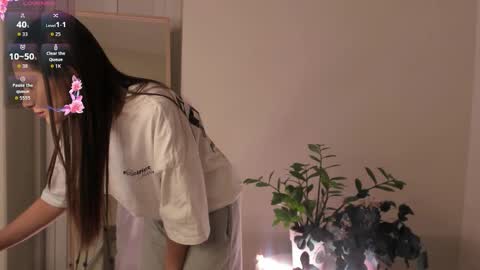 Hey Im Suzane online show from 8, 2, 2026