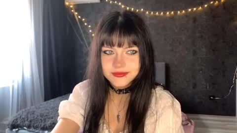 EmilySuonn online show from 7, 5, 2026