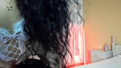 Snapshot of suzysuza chatting on 3, 10, 2025 suzysuza online show from 3, 10, 2025