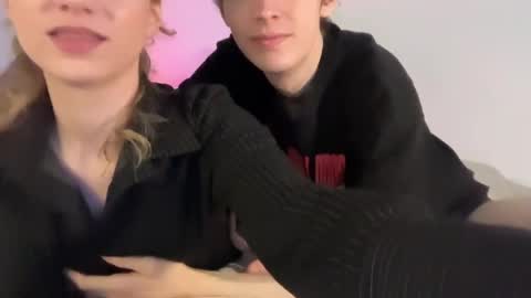 Denis and Mia online show from 16, 4, 2026