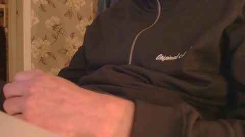 Snapshot of swedishdick23 chatting on 29, 9, 2025 SwedishDick online show from 29, 9, 2025