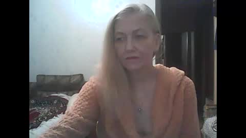 Snapshot of sweet4blonde609 chatting on 27, 12, 2024 sweet4blonde609 online show from 27, 12, 2024