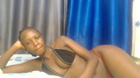 Petite Queen online show from 27, 12, 2024