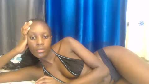 Petite Queen online show from 28, 12, 2024