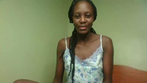 Petite Queen online show from 16, 1, 2025