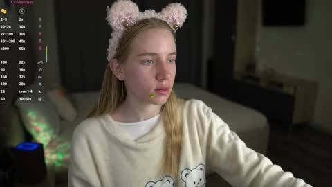 Snapshot of sweet__michelle chatting on 7, 11, 2025 Michelle online show from 7, 11, 2025