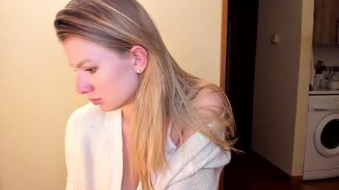 Snapshot of sweet_angel_a chatting on 6, 1, 2026 Ann - your sweet girl online show from 6, 1, 2026