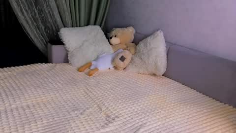 Snapshot of sweet_barbe chatting on 17, 1, 2026 Alice online show from 17, 1, 2026