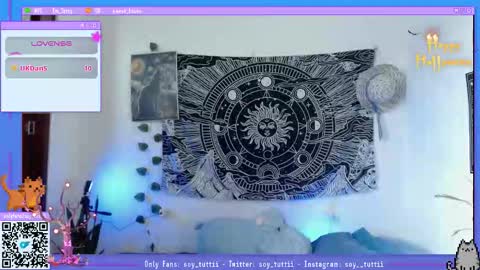 Snapshot of sweet_bluee chatting on 24, 9, 2025 Tutti  online show from 24, 9, 2025
