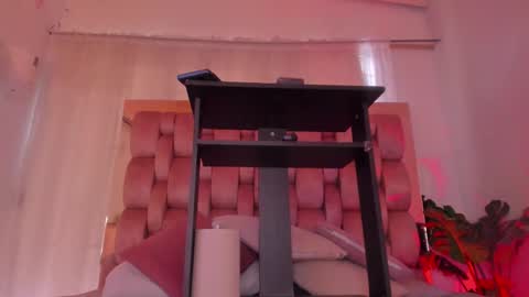 Chelsy  online show from 14, 10, 2025