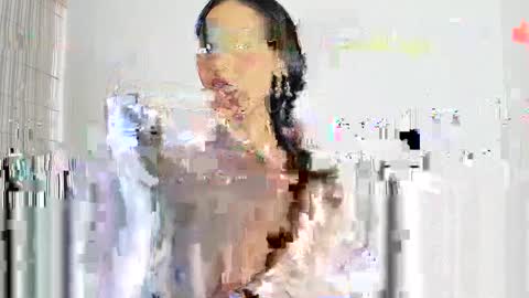 sweet_brunette88 online show from 24, 4, 2026