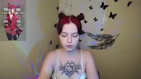 Snapshot of sweet_cherryg chatting on 16, 12, 2024 Ivy online show from 16, 12, 2024