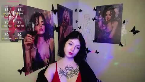 Snapshot of sweet_cherryg chatting on 4, 3, 2025 Ivy online show from 4, 3, 2025