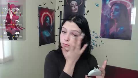 Snapshot of sweet_cherryg chatting on 17, 9, 2025 Ivy online show from 17, 9, 2025