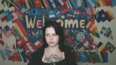 Snapshot of sweet_cherryg chatting on 25, 9, 2025 Ivy online show from 25, 9, 2025