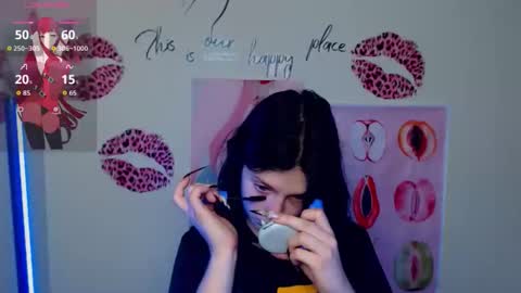 Snapshot of sweet_cherryg chatting on 29, 9, 2025 Ivy online show from 29, 9, 2025