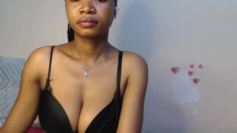 Snapshot of sweet_cheryl chatting on 19, 7, 2026 cheryl online show from 19, 7, 2026