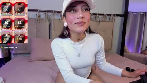 Snapshot of sweet_cleo__ chatting on 20, 10, 2025 Cleo online show from 20, 10, 2025