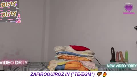 Snapshot of sweet_dty chatting on 5, 4, 2026 ZAFIRO QUIROZ online show from 5, 4, 2026