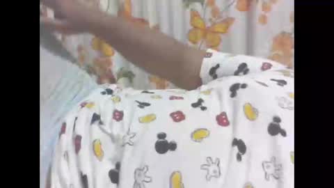 Snapshot of sweet_eddine chatting on 31, 10, 2025 sweet_eddine online show from 31, 10, 2025