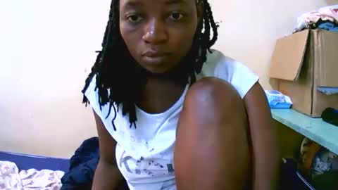 Snapshot of sweet_elena24 chatting on 14, 1, 2026 shillah online show from 14, 1, 2026