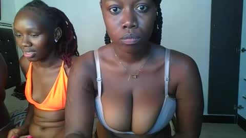 sweet_ella6 online show from 2, 4, 2026